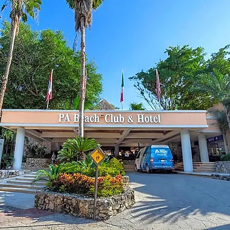 Puerto Aventuras Hotel & Beach Club