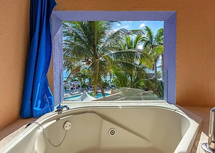 Puerto Aventuras & Club Hotel Riviera Maya