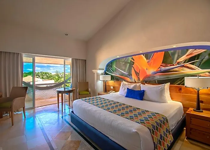 Puerto Aventuras & Club Hotel Riviera Maya